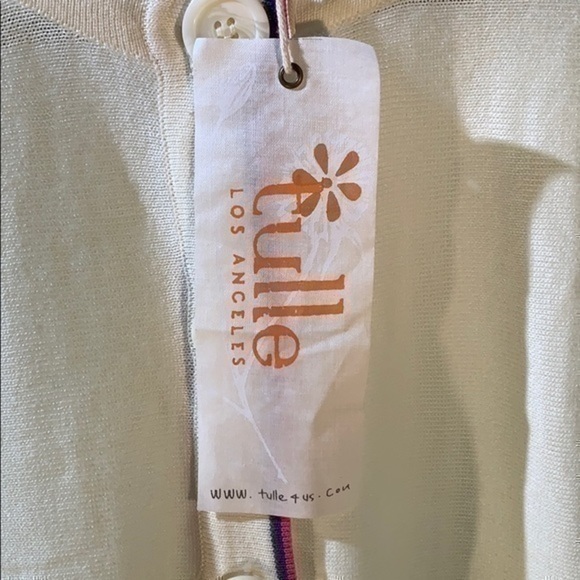 Tulle | Cropped Cardigan Sweater - Picture 4 of 4